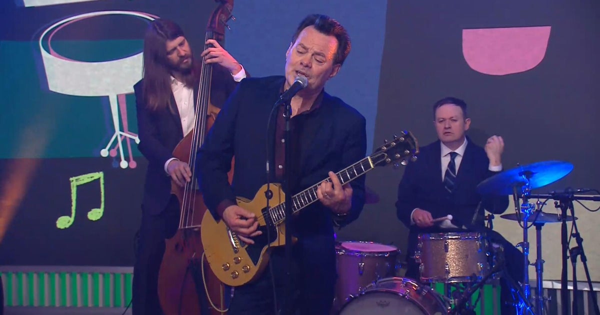 Saturday Sessions: The James Hunter Six perform 